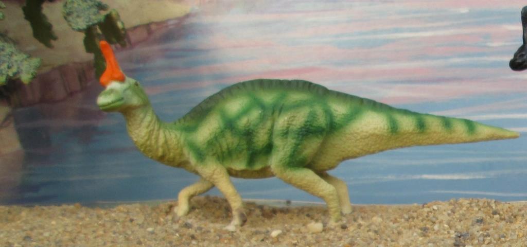 Tsintaosaurus CollectA