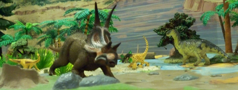 CollectA Popular Diabloceratops, Battat Utahraptor and Galimimus minis,  AAA Edmontosaurus 