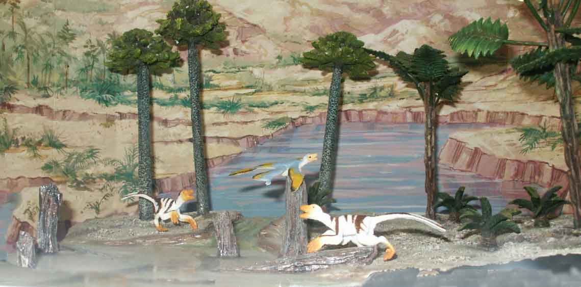 Safari Ltd ANHM Feathered Dino tube Sinornithosaurus and Mircroraptor 